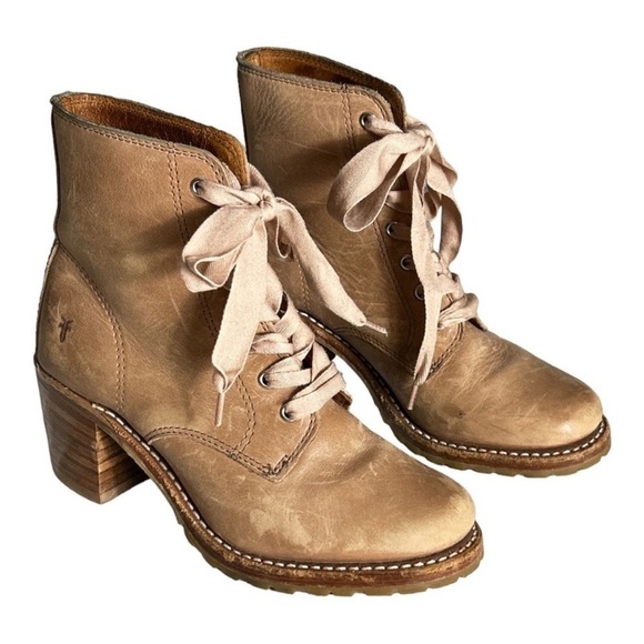 Frye Shoes - Frye Sabrina 6G lace up heeled booties size 6M